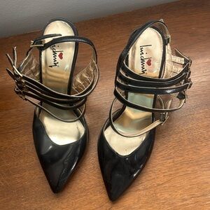 Laundry size 9 heels